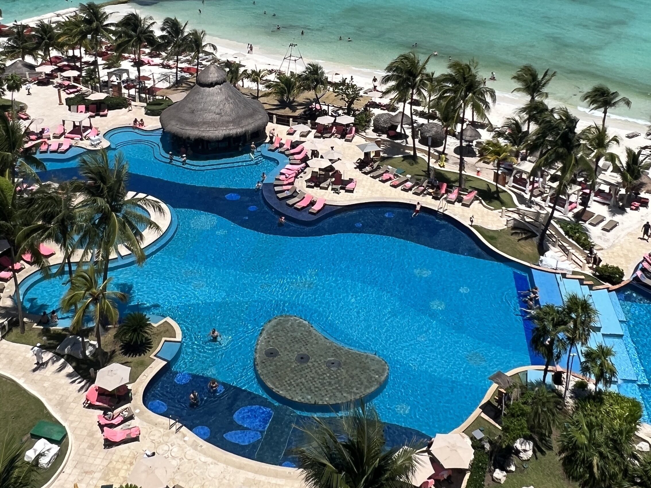 Grand Fiesta Americana Coral Beach , Pool View